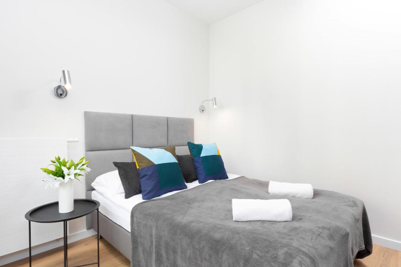 Apartments Browary Warszawskie By Noclegi Renters Варшава Экстерьер фото
