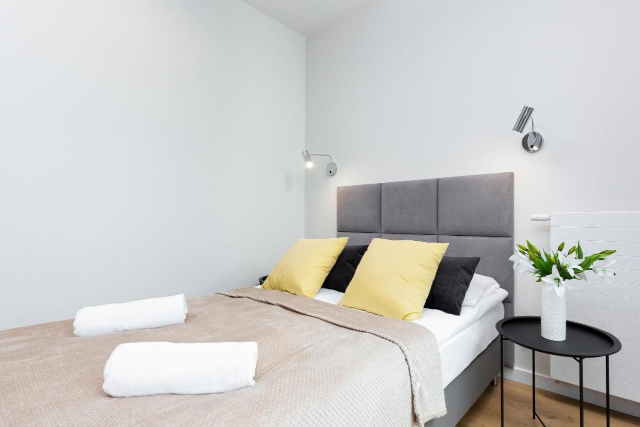 Apartments Browary Warszawskie By Noclegi Renters Варшава Экстерьер фото